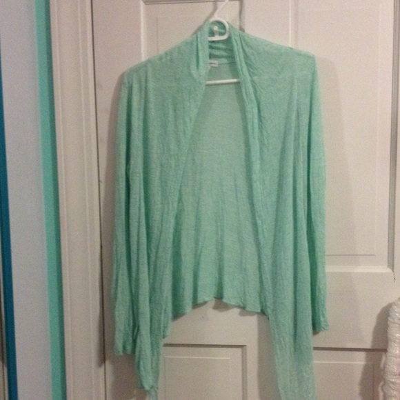 Light weight cardigan