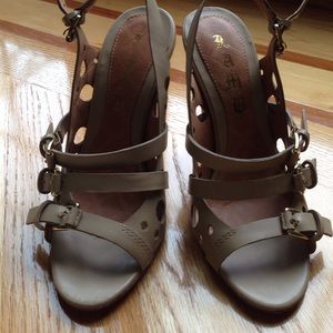 Never worn! Brand new, LAMB nude heels!
