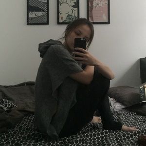 Moving sales~ only new/ good condition clothes