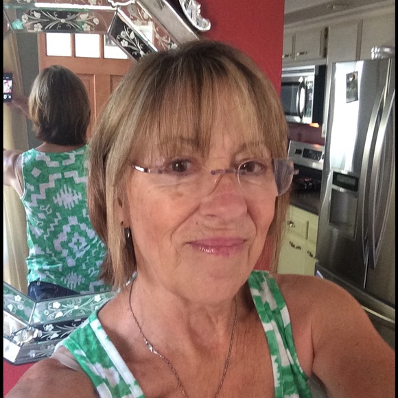 Meet your Posher, Jackie