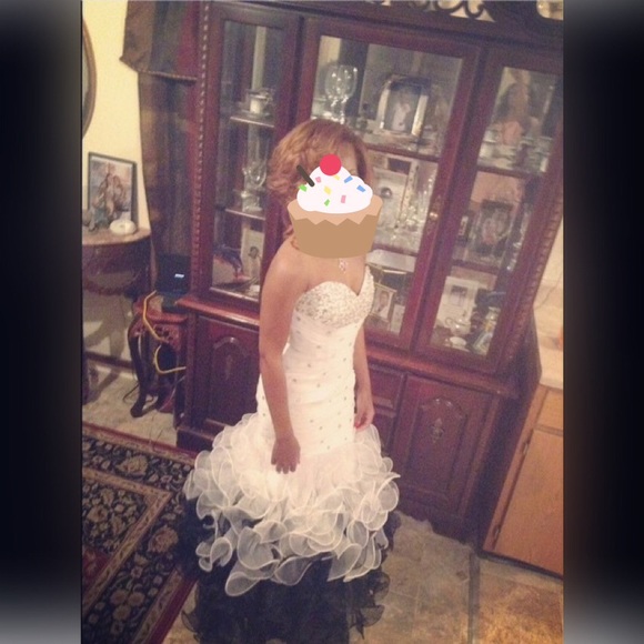 Long Mermaid Prom dress w. ombre bottom