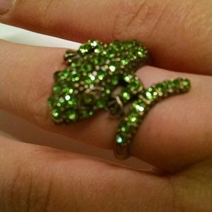 Bedazzled wraparound lizard ring
