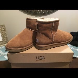 Mini chestnut UGG boots
