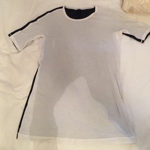 Lululemon fitted tshirt