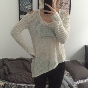 Moving sales~ only new/ good condition clothes