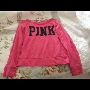 VS PINK SWEATSHIRT 🆓 item w/purchase