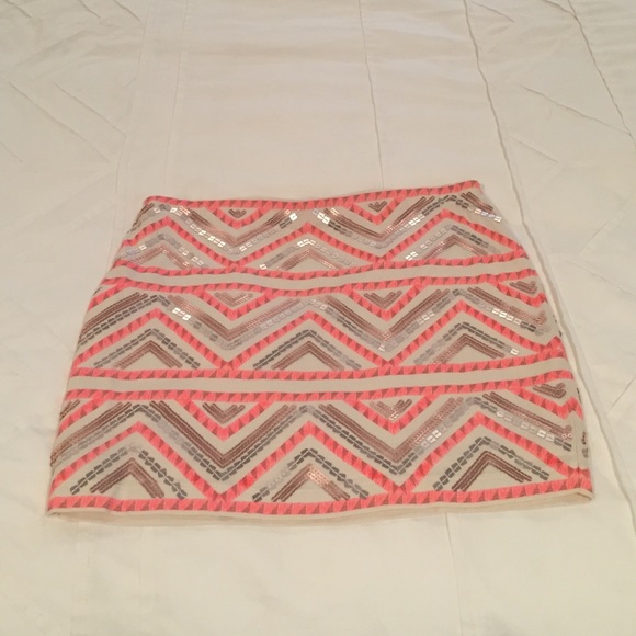 Express Dresses & Skirts - Express Sequin Skirt