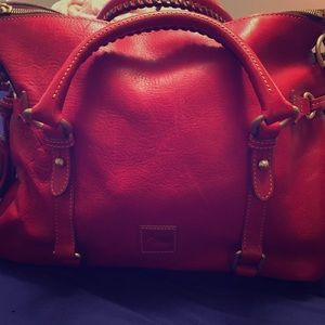 Mint condition AUTHENTIC handbag!