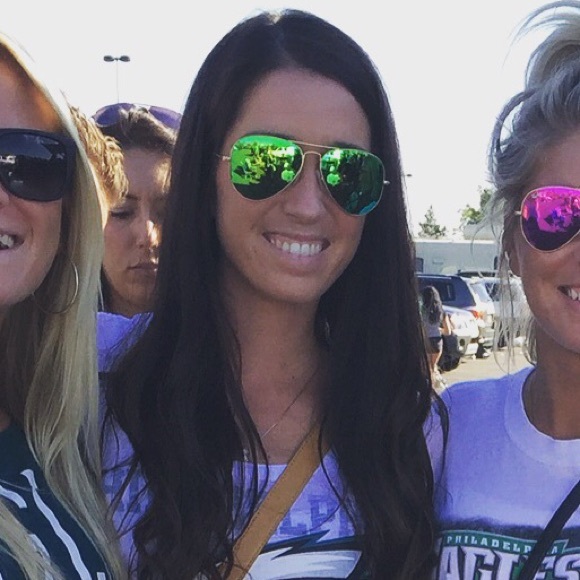 Meet your Posher, Jenna - Picture 1 of 1