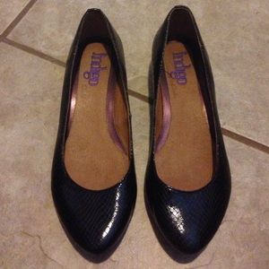 Black Clarks Indigo flats