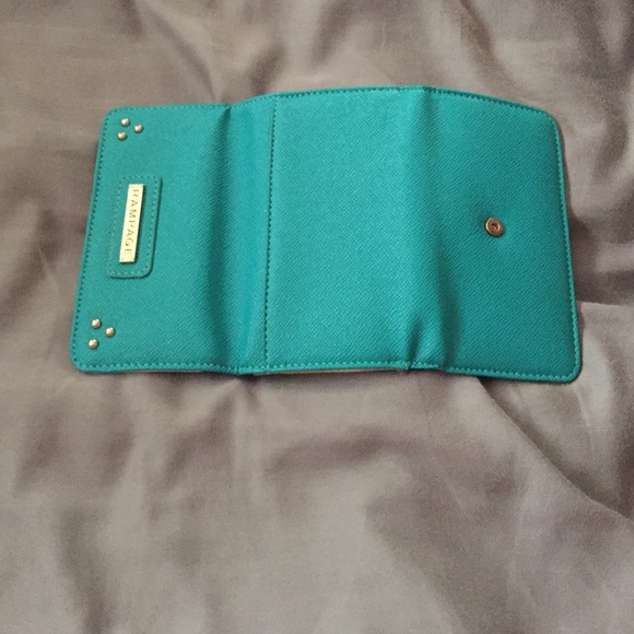 Turquoise Rampage Wallet - Picture 3 of 3