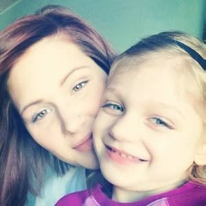 Meet your Posher, Adrienne