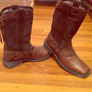 Ariat cowboy boots