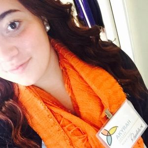 Meet your Posher, Akyrah