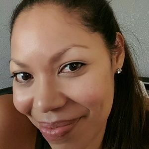 Meet your Posher, Aja