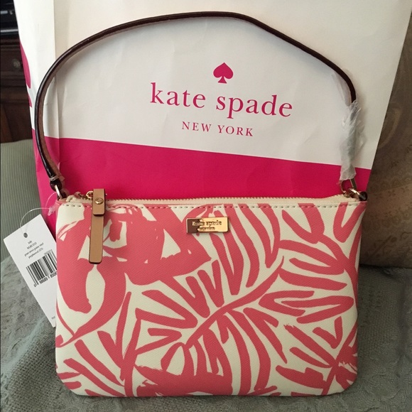 kate spade Handbags - Kate Spade Grant Street Lolly Wristlet
