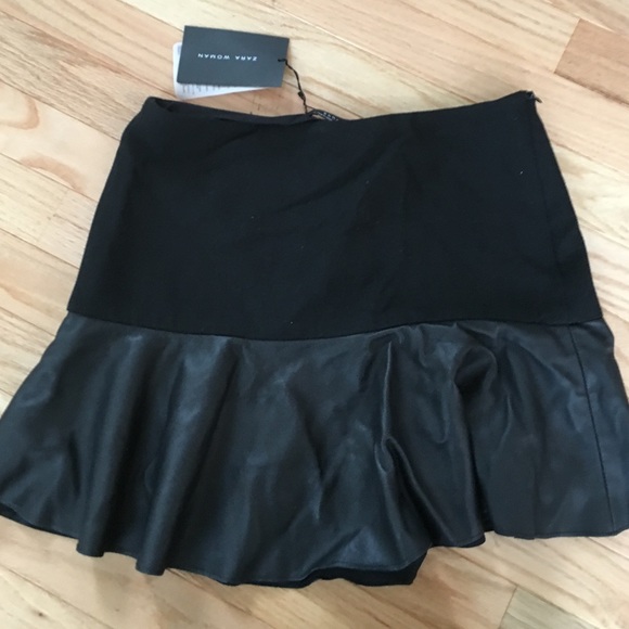 Zara women fit and flare skirt