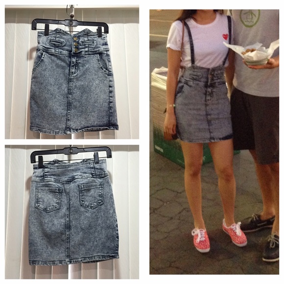Acid wash skirt denim with suspenders
