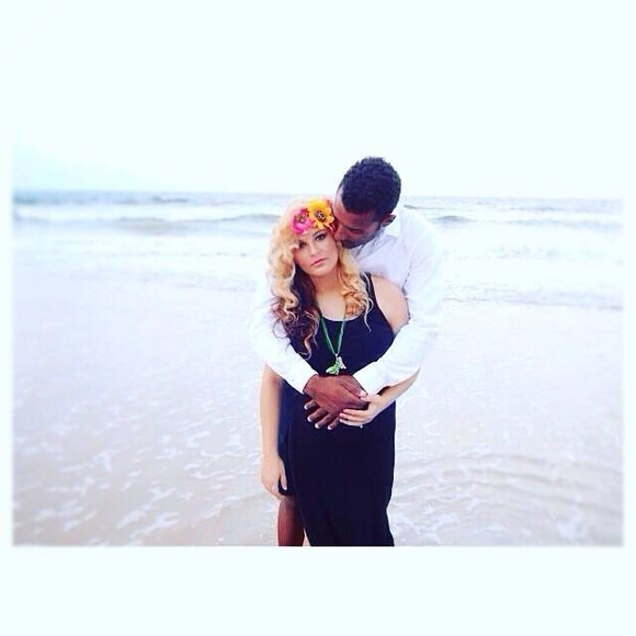 Meet your Posher, Christie - Picture 1 of 1