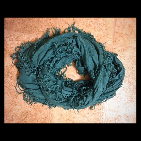 Brass Plum blue fringed scarf
