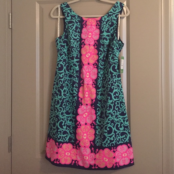 Lilly Pulitzer Dresses & Skirts - Delia Shift - Bright Navy Fountain Hopping