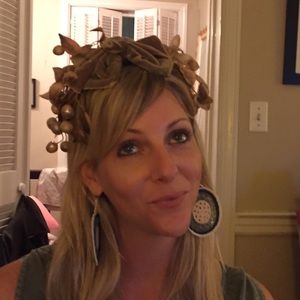 Meet your Posher, Lauren