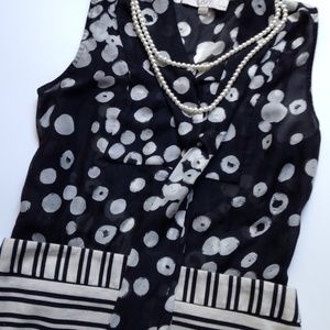 LOFT Black & White Sleeveless Blouse