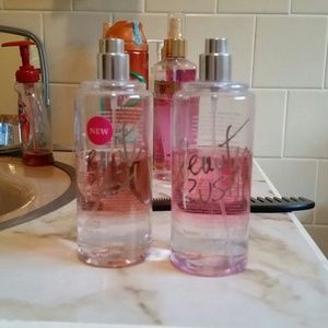 ☆ON HOLD @KELLY9988☆2 beauty rush body sprays