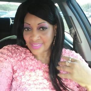 Meet your Posher, Cynthia