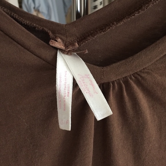 Top - Picture 2 of 2