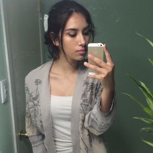 Meet your Posher, Maria