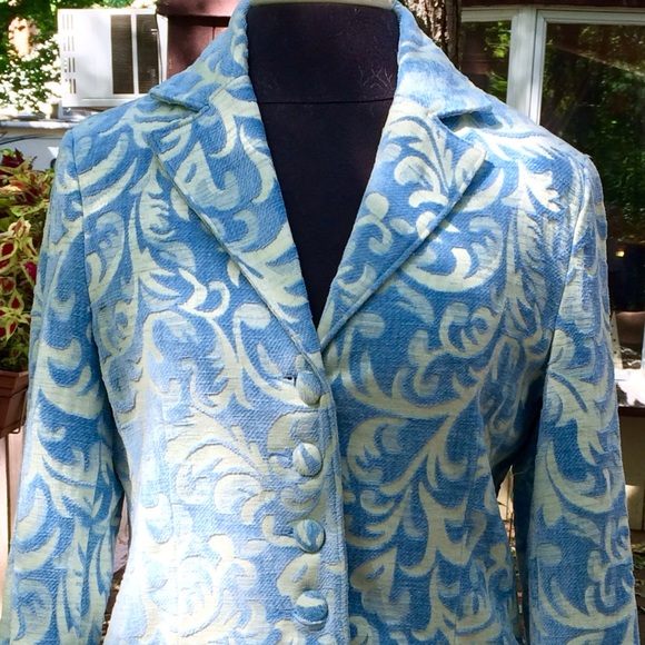 Beautiful Brocade Jacket / Blazer