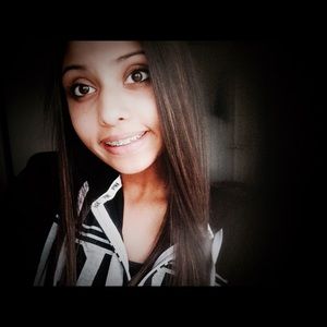 Meet your Posher, Evani