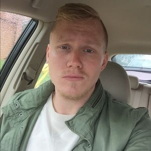 Meet your Posher, Eric