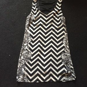 Black and whit dress