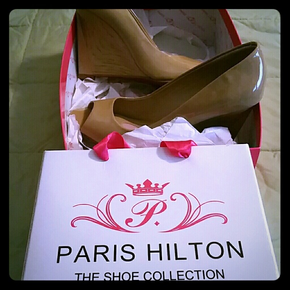 Brand new Paris Hilton wedges