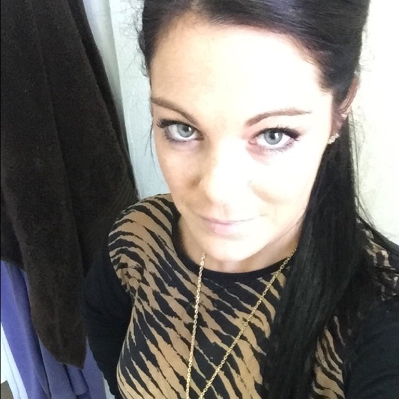 Meet your Posher, Meredith - Picture 4 of 4