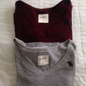 Grey and Maroon Abercrombie sweater