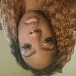 Meet your Posher, Tovah