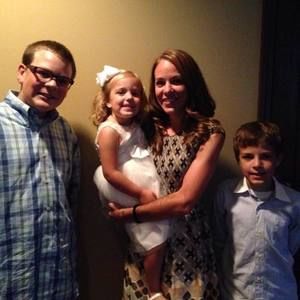 Meet your Posher, Sara