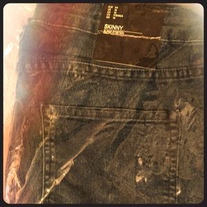 Dark wash H&M super stretch skinny jeans