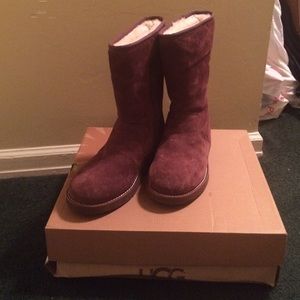 UGG brown fairfax boots