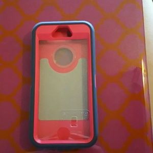 IPhone 5 or 5s otter box type