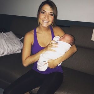 Meet your Posher, Caitlin