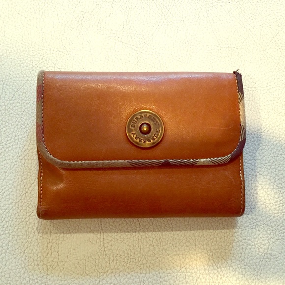 Burberry wallet