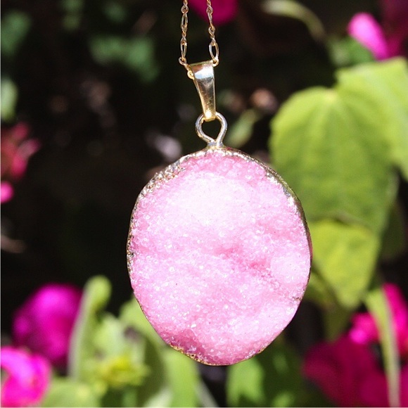 Pink Druzy Necklace. NEW! - Picture 2 of 2