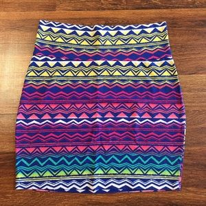 Body con colorful skirt