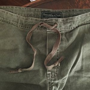 Abercrombie & Fitch Cargo Short!