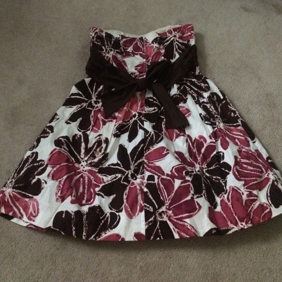 Formal Dress - Picture 4 of 4