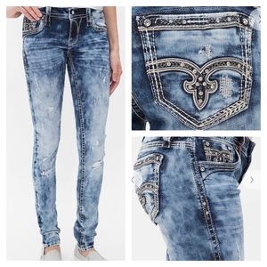 Women's Rock Revival--size: 25 waist 32 length